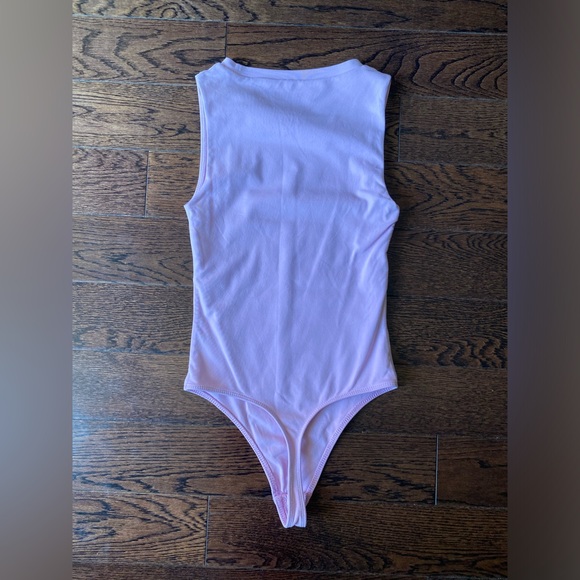 Babaton Contour Muscle Bodysuit 2XS - Picture 3 of 5